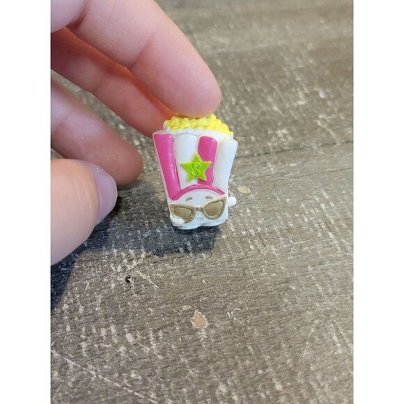 Moose Shopkins popcorn bucket glasses mini toy figure - Picture 2 of 5